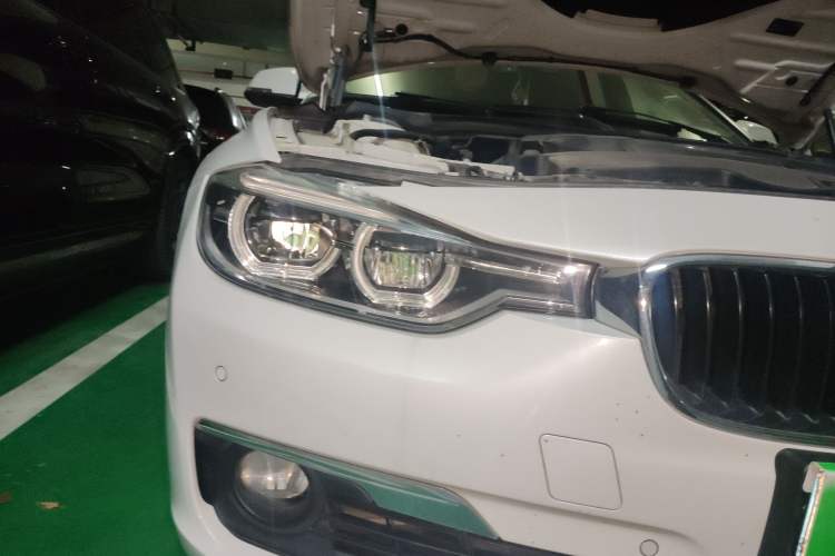 Used BMW 3 Series 2017 318Li Fashion Model
