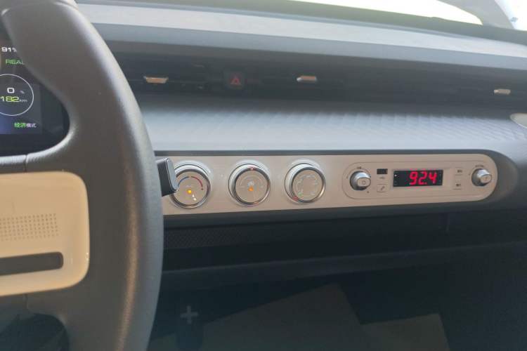 Used Wuling Hongguang MINIEV 2022 GAMEBOY 200km Gaming Edition with Lithium Iron Phosphate