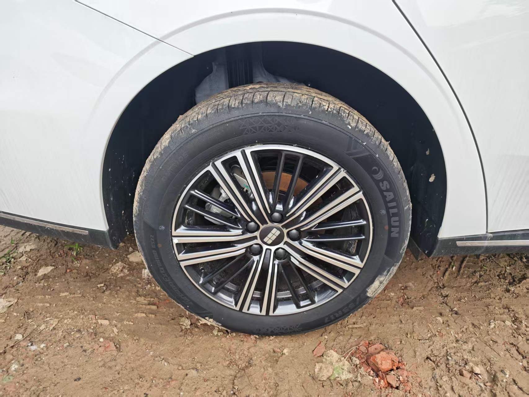 Geely Galaxy Stellar 6 2026 Model 125km Exploration+ Edition — снимка 11
