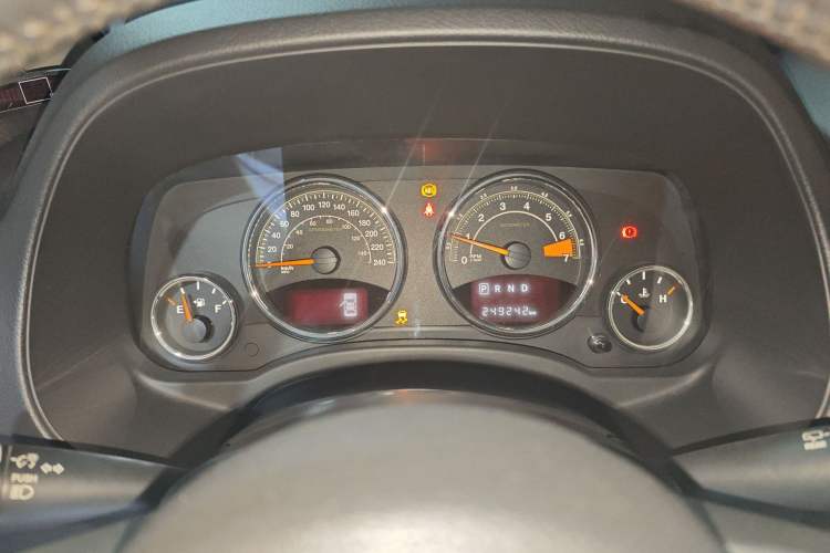 Used Jeep Compass 2014 2.4L Four-Wheel Drive Serpentine Collection Edition Instrument Cluster