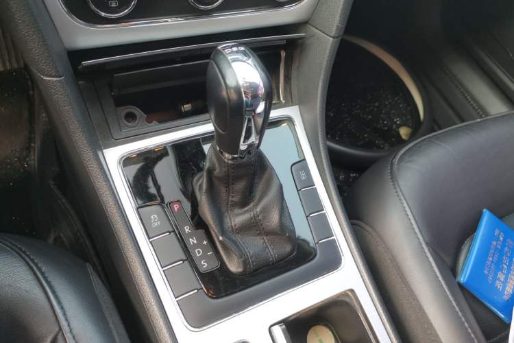 Used Volkswagen Passat 2014 1.8TSI DSG Prestige Edition
