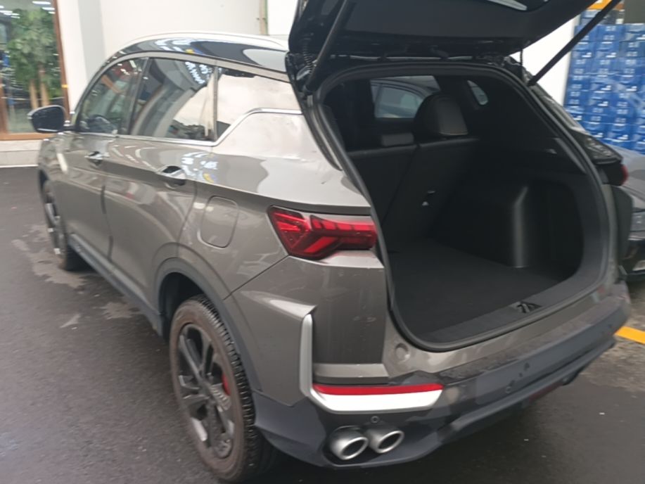 Geely Auto Coolray 2025 Bin Yue L 1.5T DCT Starlight Edition — снимка 13