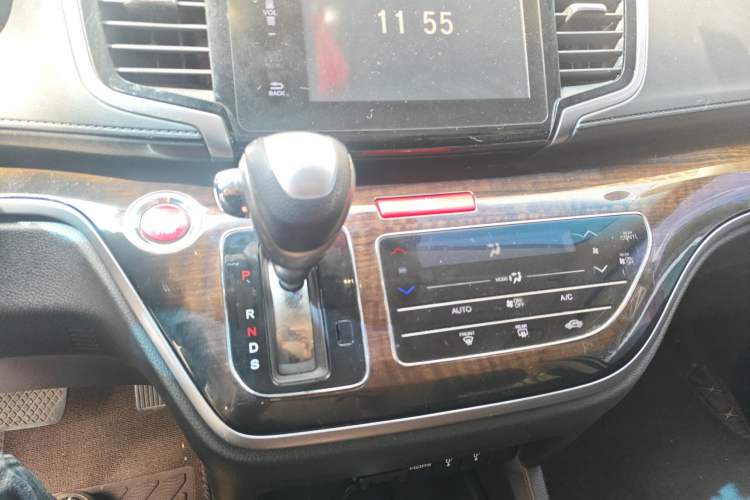 Used Honda Odyssey 2015 2.4L Smart Edition