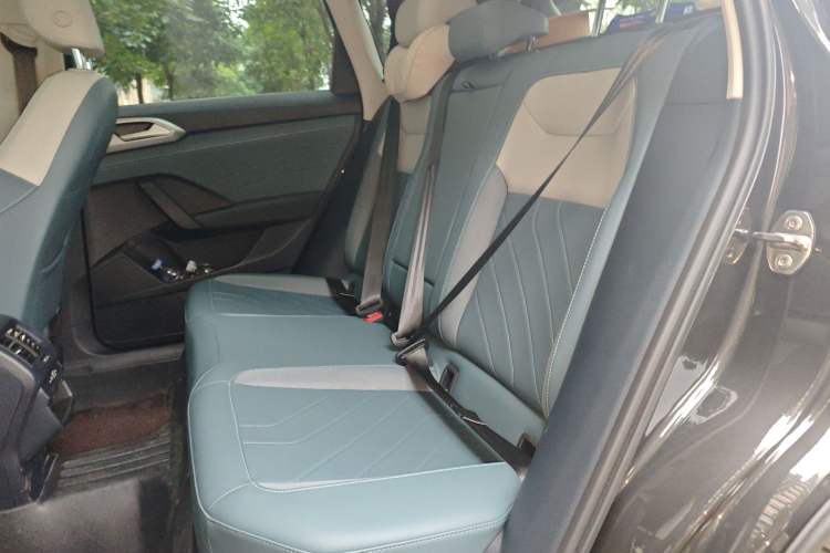 Used Volkswagen Tharu 2024 300TSI Two-Wheel-Drive Full Moon Edition