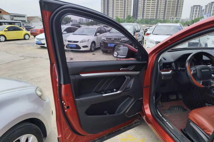 Used Haval H4 2019 Red-Label 1.5 GDIT DCT Elite SmartConnect Edition
