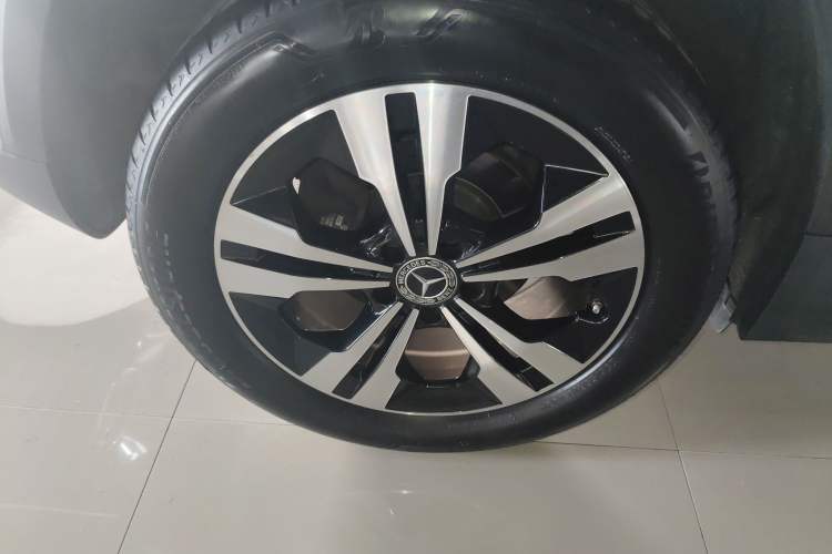Used Mercedes-Benz GLA 2020 GLA 200 Right Rear Wheel Hub