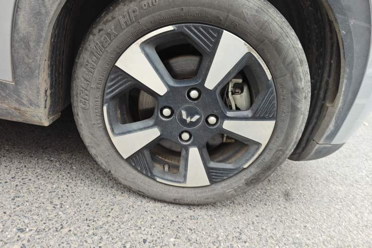 Used Wuling Bingo PLUS 2024 510 km Flagship Edition Four-Seater Version
