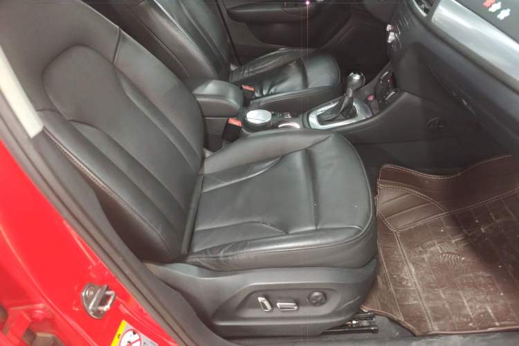 Used Audi Q3 2016 30 TFSI Fashion Model
