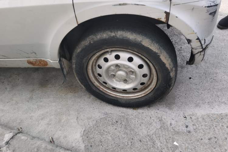 Used Wuling Rongguang 2011 1.2L Base Version