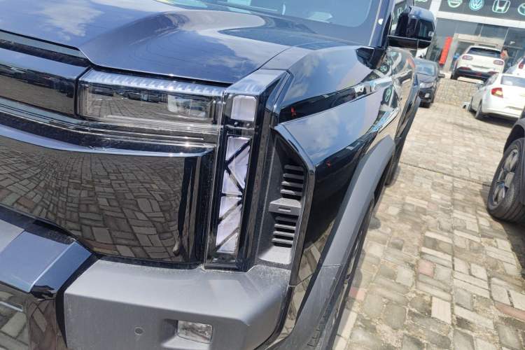 Used Chery Fengyun Fulwin X3 Plus 2025 Model 401 Two-Wheel Drive Smart Leading Edition Left Front Headlight