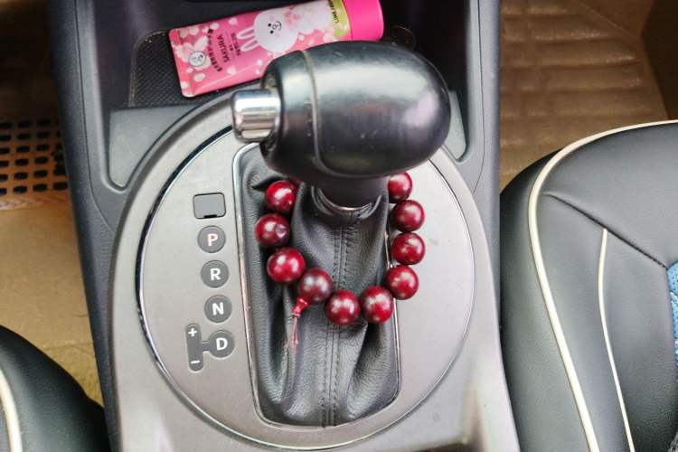 Used Kia Sportage R 2015 2.0L Automatic Two-Wheel Drive GLS Gear Lever