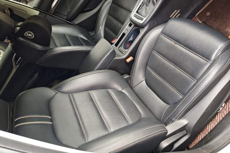 Used MG 6 2017 20T Automatic Luxury Smart Connect Version China V Standard Right Front Seat