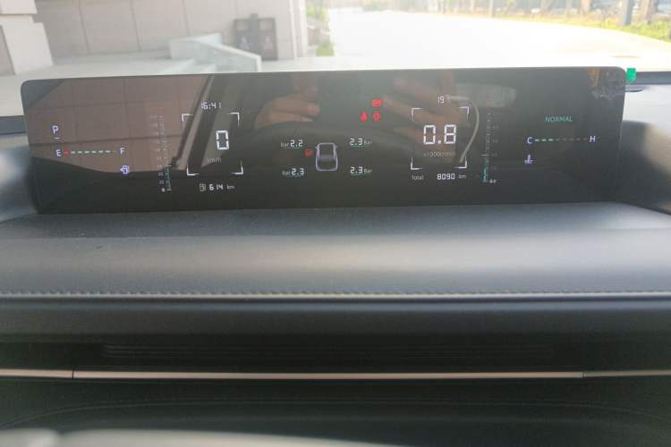 Used CHANGAN Eado 2024 1.5T GDI Automatic Prestige Edition Odometer Close Up