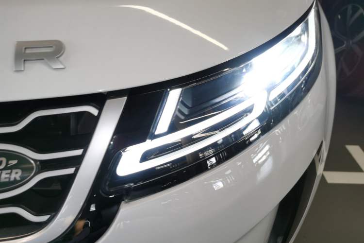 Used Land Rover Range Rover Evoque 2020 249 PS Youth Edition
