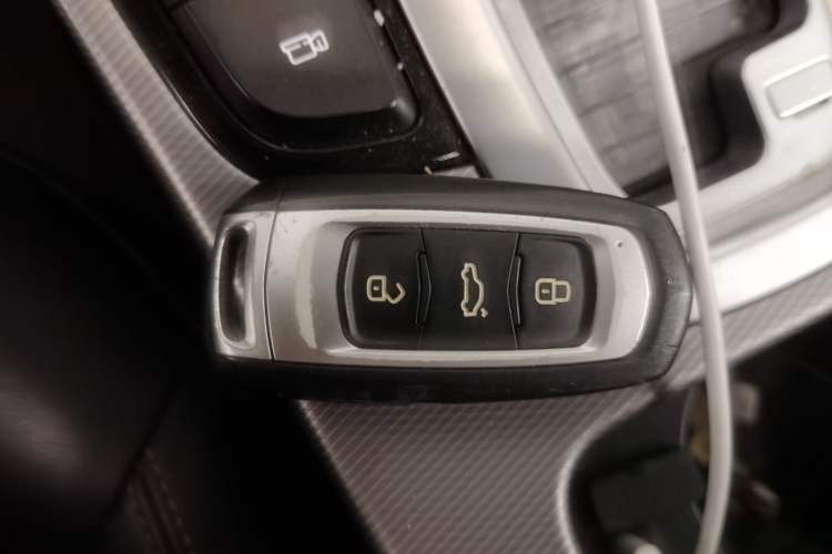 Used Geely Auto Emgrand GS 2018 Lingchao Edition 1.4T Automatic ZhenShang Smart Connectivity Model Vehicle Key