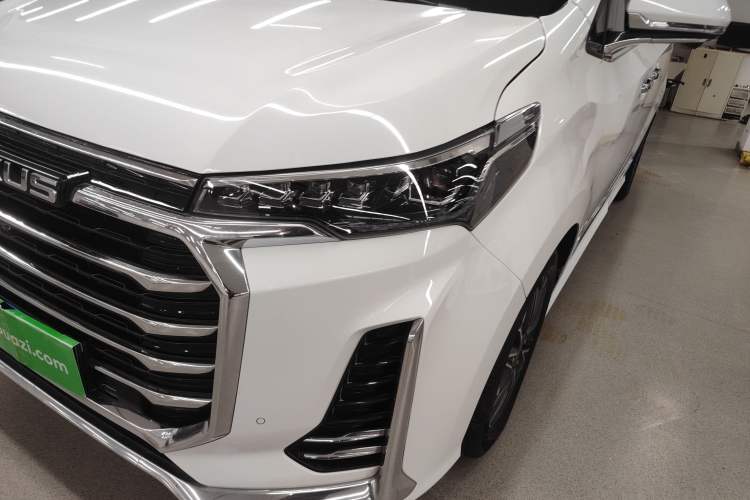 Used SAIC MAXUS G20 2021 PLUS 2.0T Gasoline Automatic ZhiZun Edition
