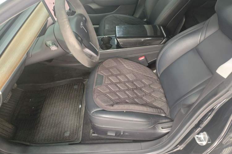 Used Tesla Model 3 2019 Long-Range Rear-Wheel-Drive Version