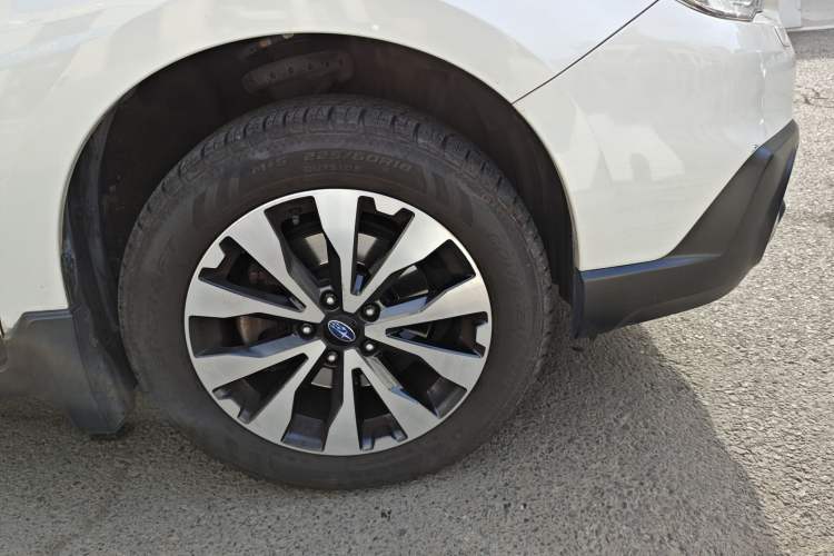 Used Subaru Outback 2017 2.5i Sport Navigation Edition with EyeSight
