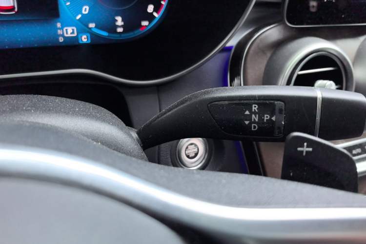 Used Mercedes-Benz GLC 2020 GLC 260 L 4MATIC Dynamic Model Gear Lever