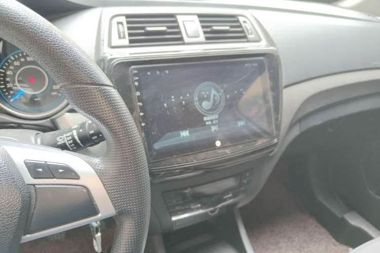 Used BAIC Senova X65 2015 2.0T manual Comfort trim level
