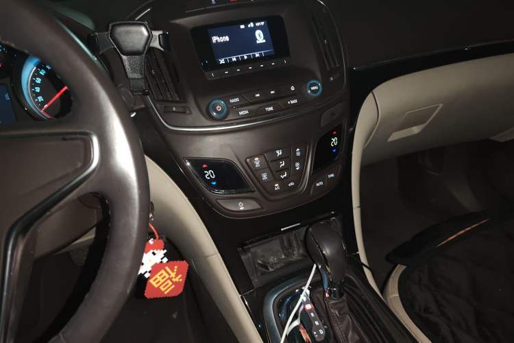 Used Buick Regal 2014 2.0L Leading Fashion Edition