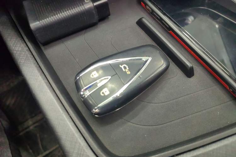 Used Changan UNI-T 2022 2.0T Prestige Version