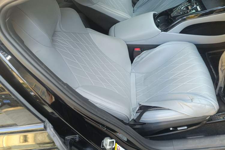 Used BYD Seal 2022 550 km Standard Range Rear-Wheel Drive Prestige Version