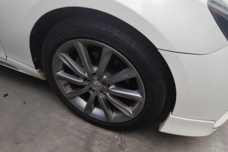 Used Toyota Reiz 2012 2.5V Fengdu Elite Stylish Edition Right Front Wheel Hub