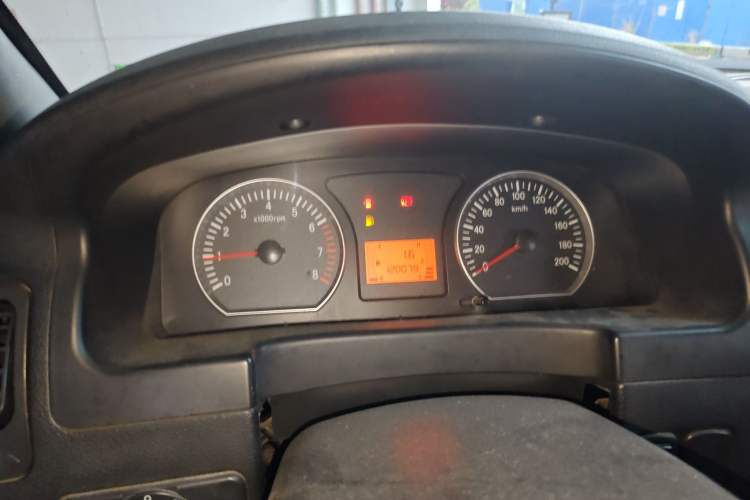 Used FORTHING Lingzhi 2012 Commercial Version 1.6L Base Model