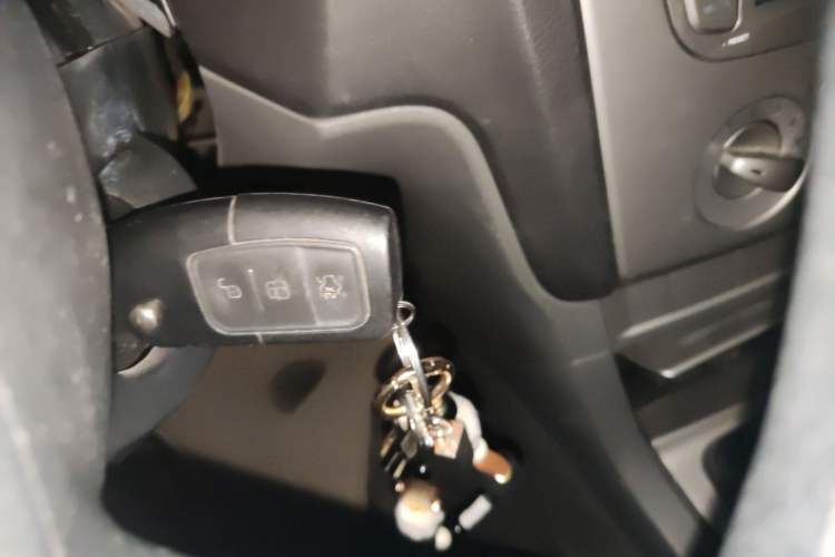 Used Ford Focus 2012 Hatchback Classic 1.8L Automatic Base Model Vehicle Key