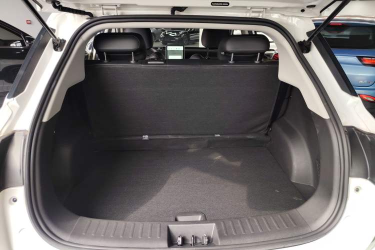 Used NETA V 2022 Chao 400 Lite Trunk