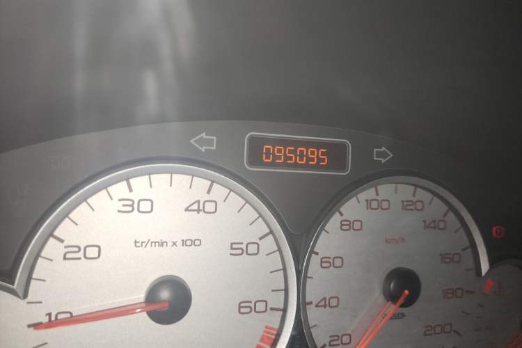 Used Citroen C2 2012 1.4L Manual Sport Model
