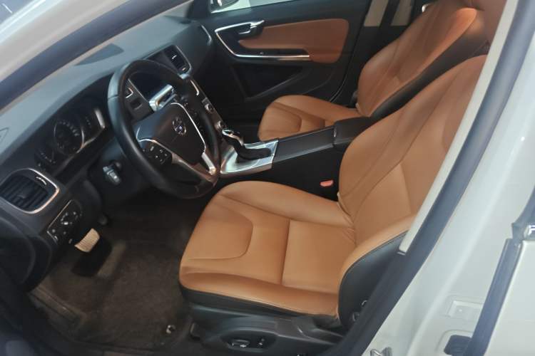 Used Volvo S60 2017 S60L T3 Smart Upgrade Edition