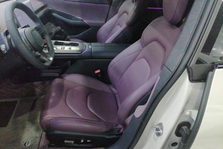 Used Xiaomi Auto SU7 2024 Rear-Drive Long-Range Intelligent Driving Version