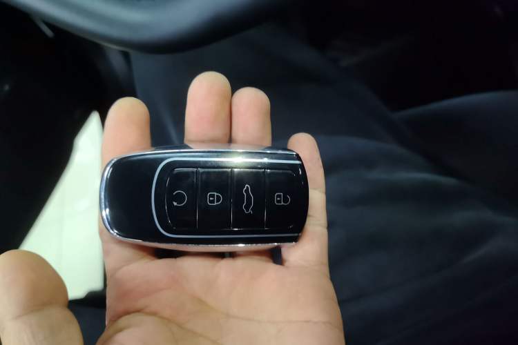 Used Chery Arrizo 8 2023 High-Performance Edition 2.0T DCT Powerfully Equipped
