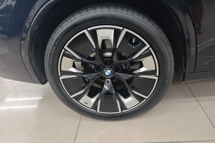 Used BMW iX3 2022 Leading Type Right Rear Wheel Hub