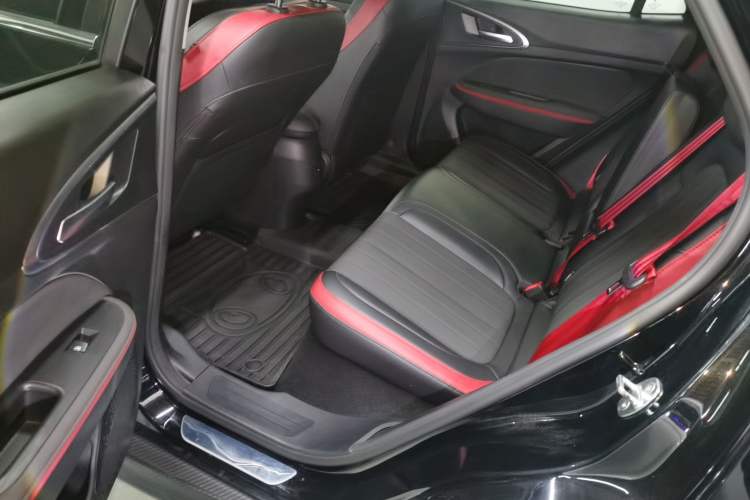 Used ORA Good Cat GT 2022 Mulan Edition 401 km Standard Range
