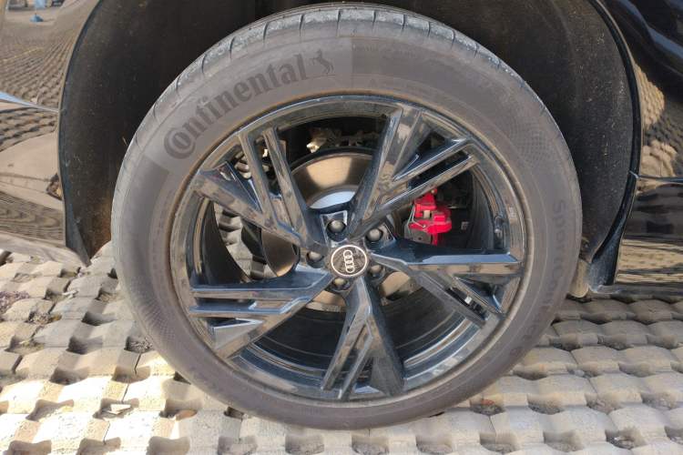 Used Audi Q6 2024 45 TFSI quattro Black Warrior Edition 6 Seats