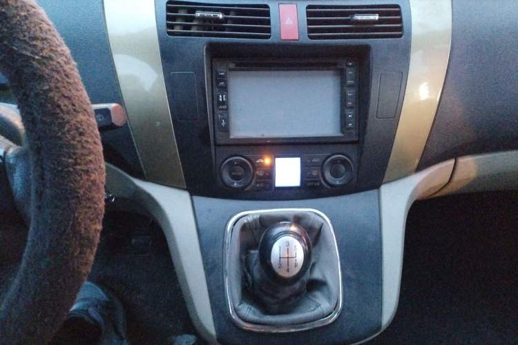 Used FORTHING Joyear SUV 2012 1.6L Luxury Model
