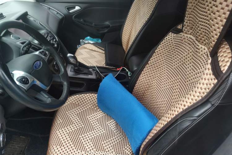 Used Ford Focus 2012 Sedan 1.6L Automatic Fashion Edition