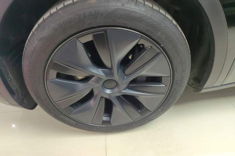 Used Tesla Model Y 2024 Rear-Wheel-Drive Version