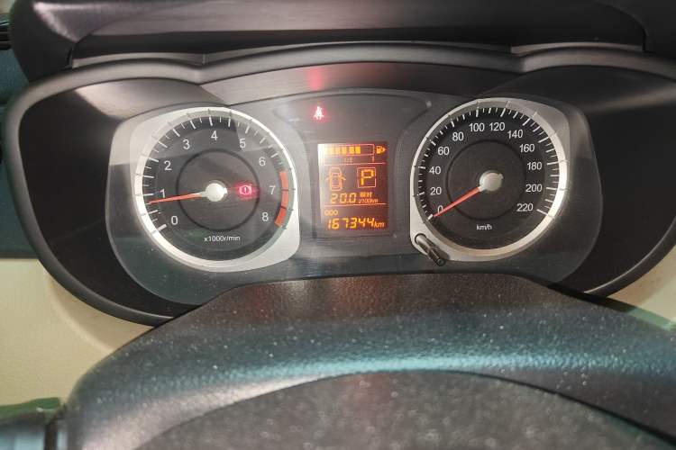 Used Venucia R50 2012 1.6L Automatic Comfort Edition
