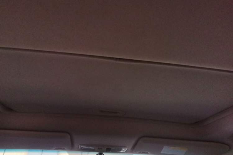 Used Mitsubishi Outlander 2019 2.0L Two-Wheel Drive Comfort Edition 5 Seats China V Standard Headliner