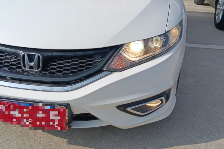 Used Honda Jade 2014 1.8L CVT Luxury Edition 5 seats