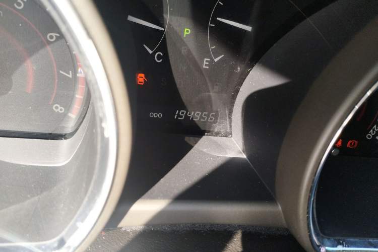 Used Toyota Highlander 2009 3.5L 4x4 7-Seater Elite Edition Odometer Close Up