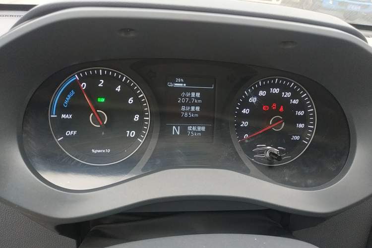 Used Wuling Yangguang 2024 300KM Comfort Version Passenger Van 75kW Instrument Cluster
