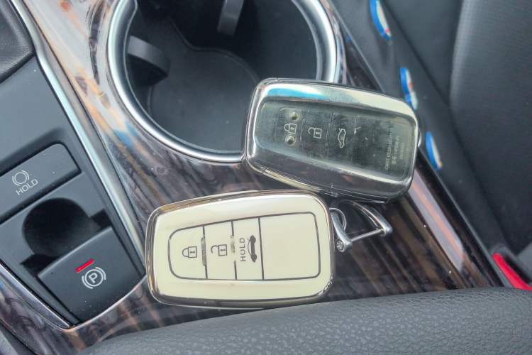 Used Toyota Camry 2019 2.0G Luxury Edition China VI Standard