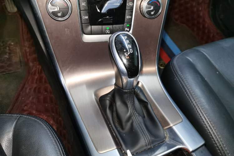 Used Volvo XC60 2017 T5 Smart Upgrade Edition