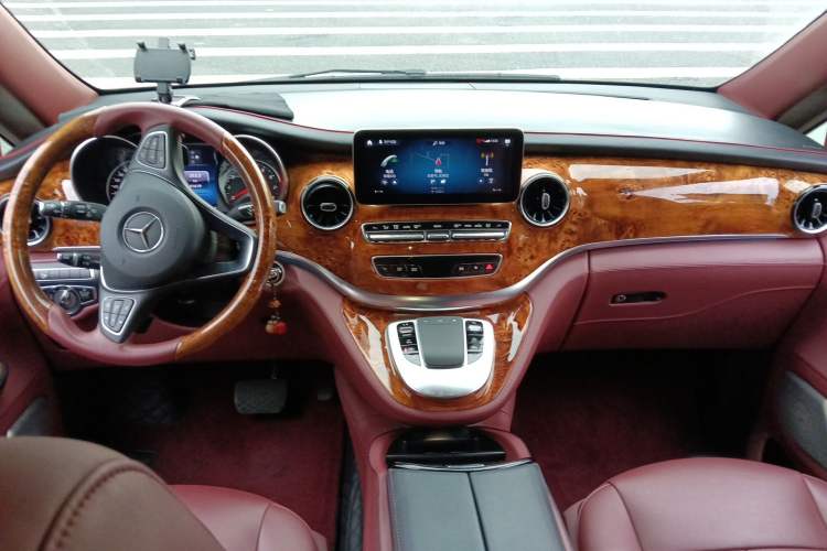 Used Mercedes-Benz Vito 2021 2.0T Business Version 7 Seats
