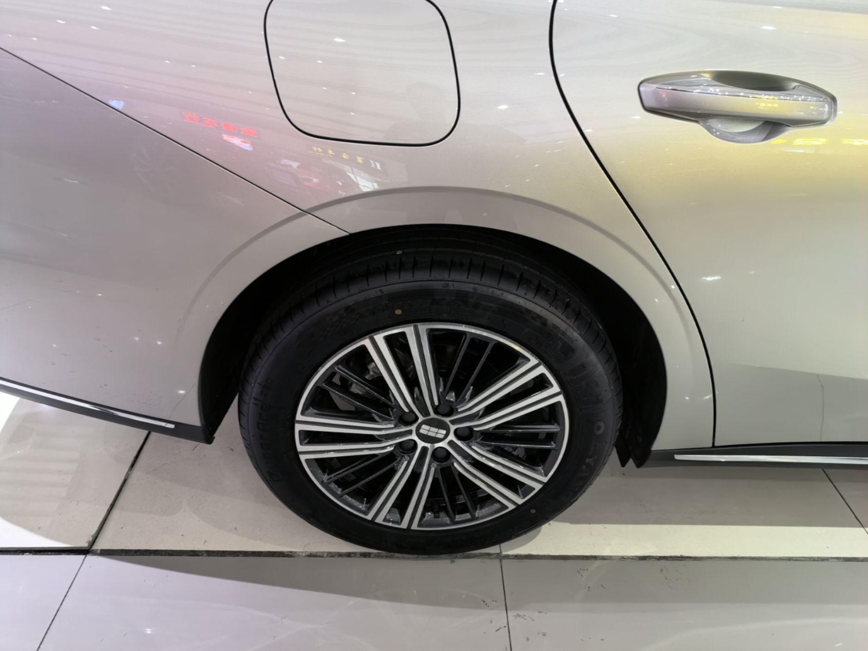 Geely Galaxy Stellar 6 2026 Model 125km Exploration+ Edition — снимка 11